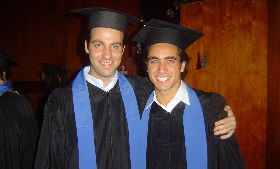 Pedro Poletto e Marcelo Martinelli se formam juntos no Ibmec (atual Insper) e seguem a carreira na área imobiliária.